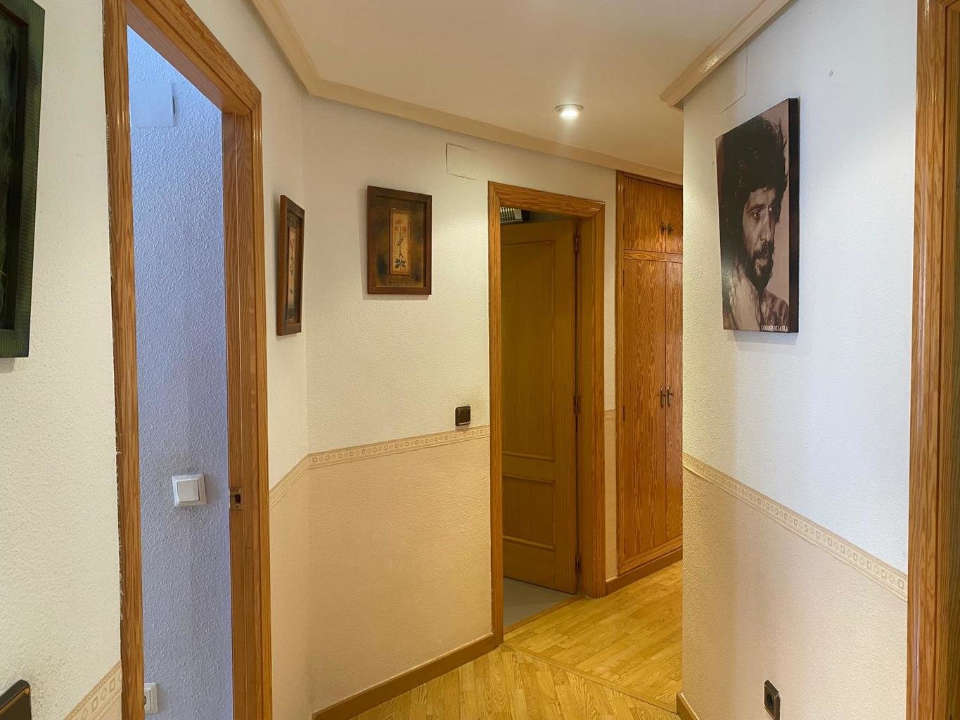 Flat with garage and storage room in Alcoy — image 10